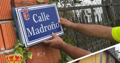 Ugena renueva las placas identificativas de las calles en Torrejoncillo