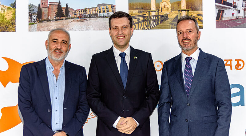 Representantes institucionales durante la inauguración de las IV Jornadas de vivienda en La Sagra, organizadas por las mancomunidades.