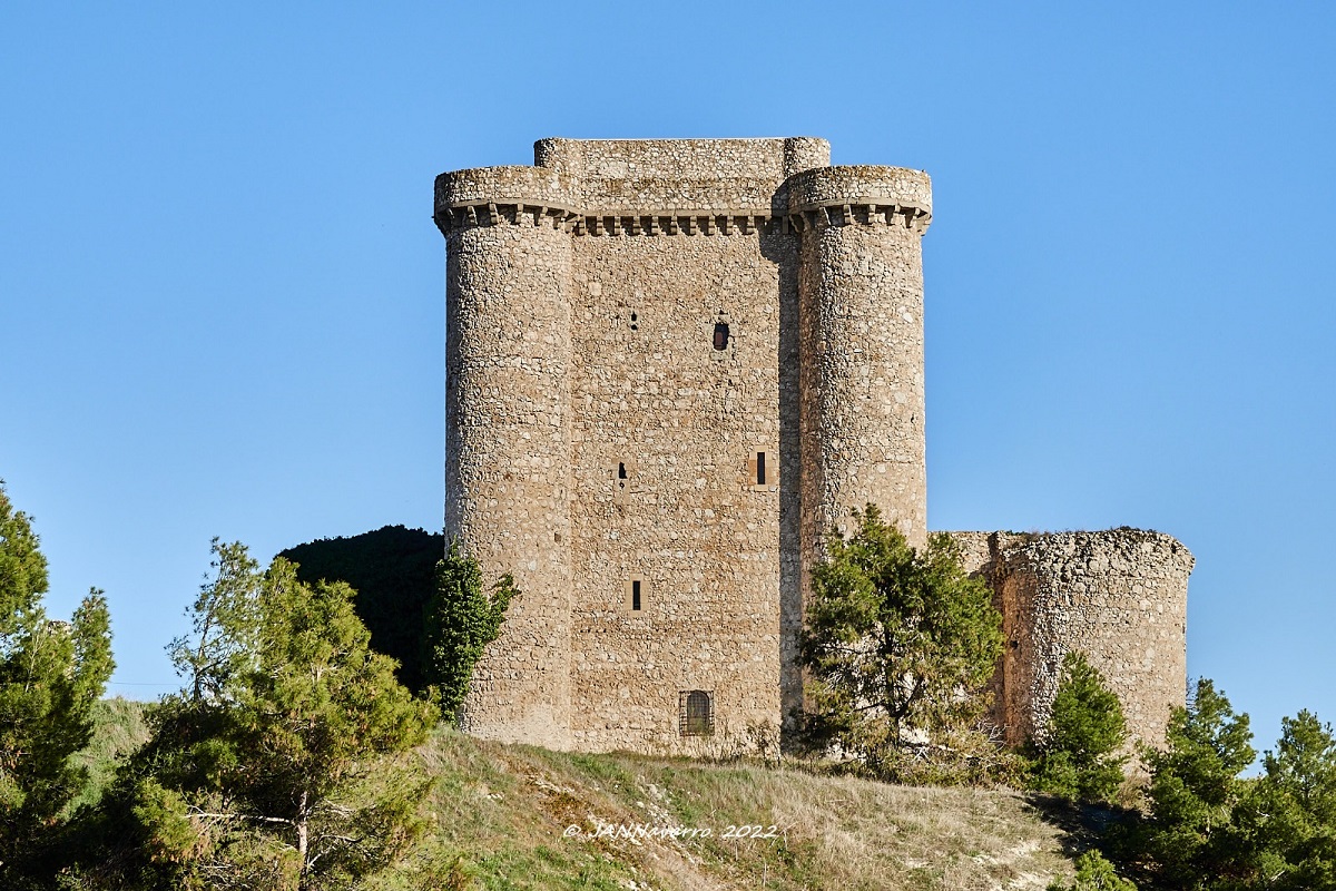 WhatsApp Image 2025-05-23 at 17.38.40 (4)