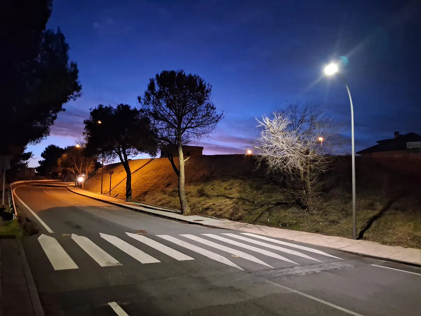 ENTRADA RESIDENCIA copia ENTRADA RESIDENCIA copia