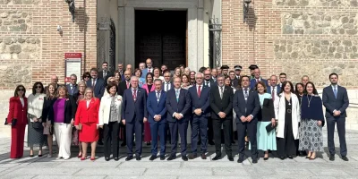 actos oficiales de la festividad del Milagro frente al santuario.