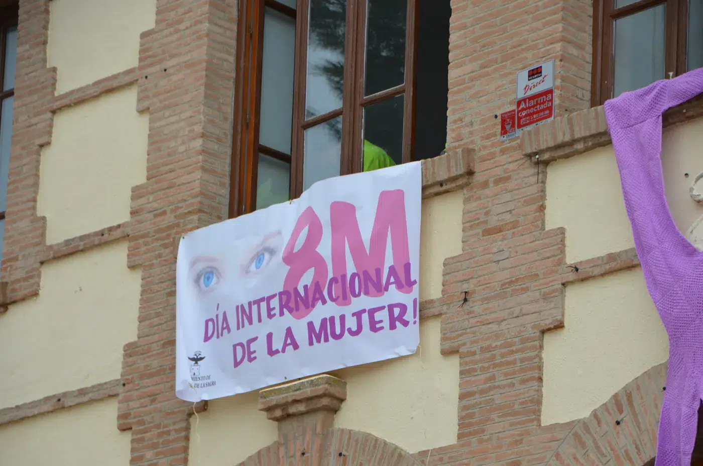 villaluenga 8M 13 copia