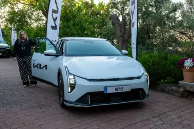La movilidad eléctrica marca la nueva etapa de expansión de Viñarás (3)