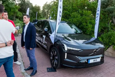 La movilidad eléctrica marca la nueva etapa de expansión de Viñarás (4)