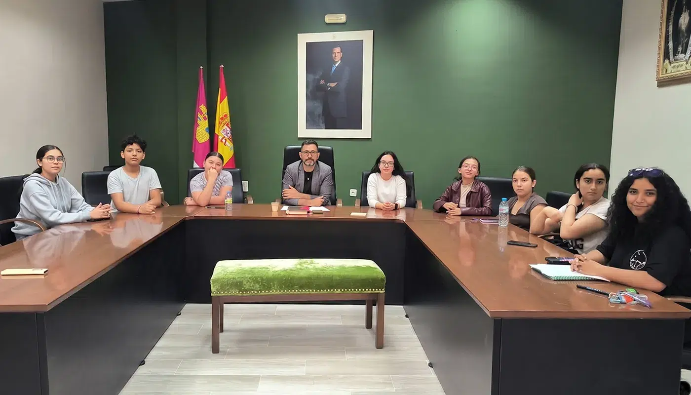La nueva asamblea juvenil de Cedillo del Condado inicia su actividad ...