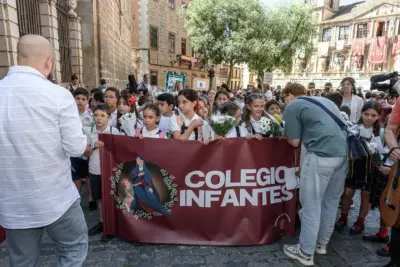 Ofrenda Floral del Corpus Toledo (47)